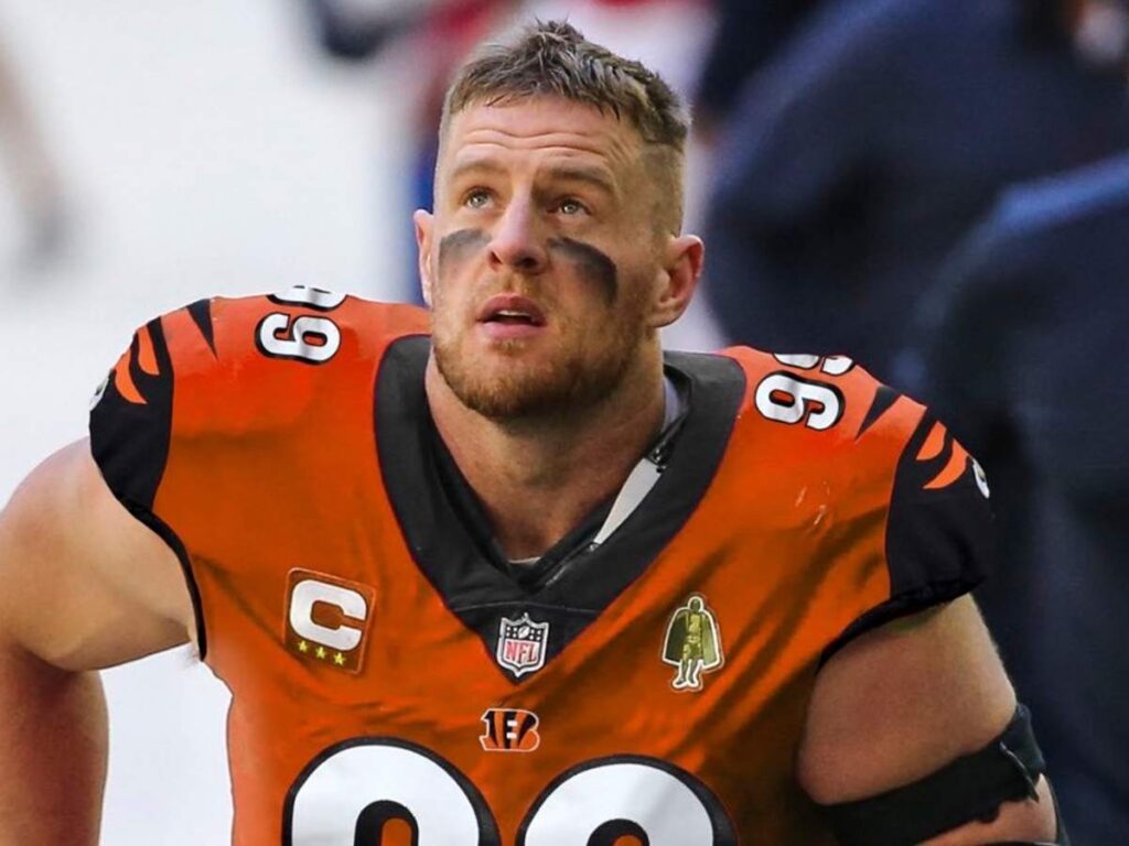 JJ Watt Could be a Cincinnati Bengal by the end of Next Month
